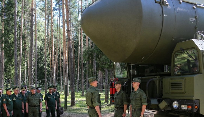 مناورات لقوات الصواريخ الإستراتيجية العابرة للقارات في روسيا